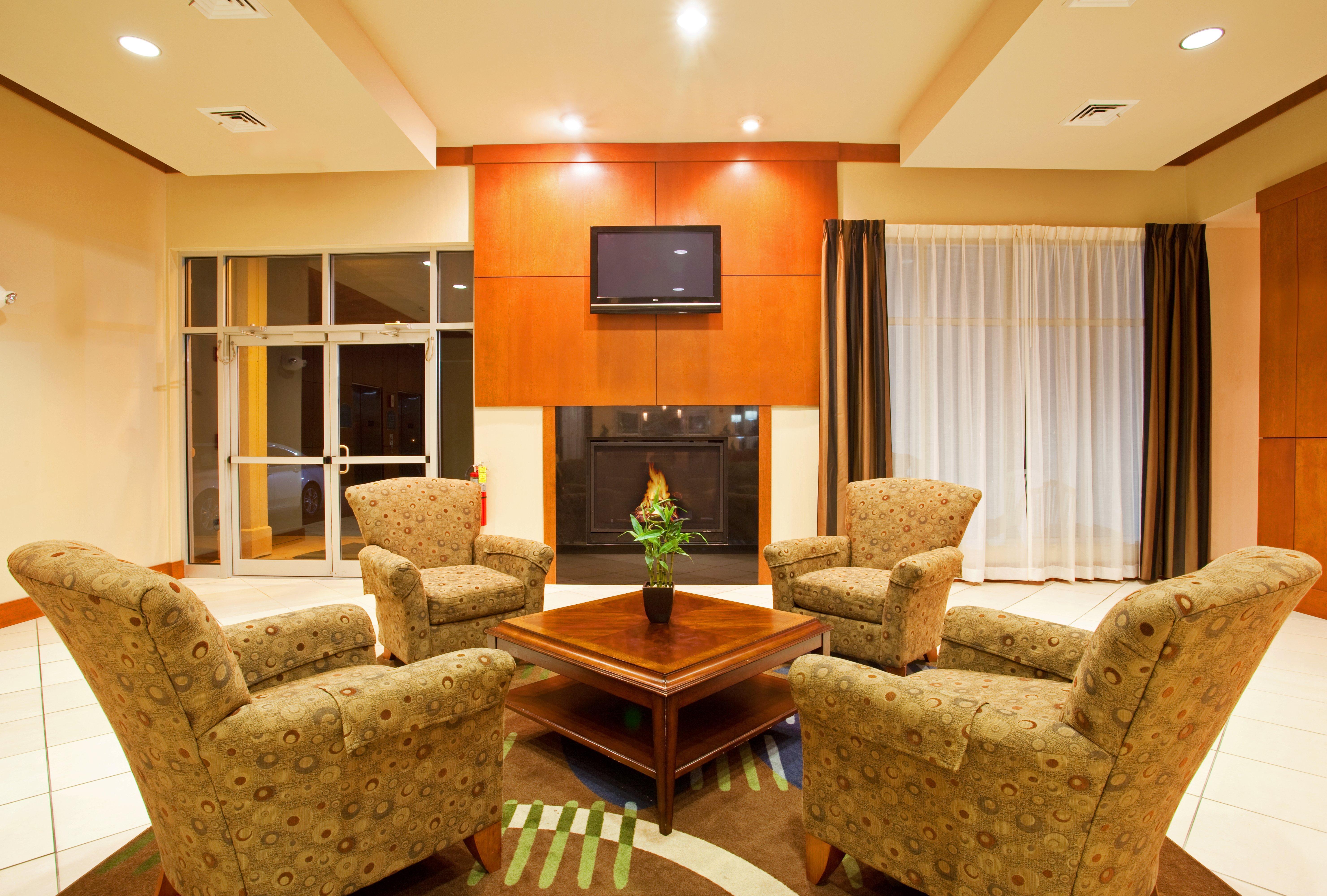 Holiday Inn Aurora North - Naperville By Ihg Exterior photo