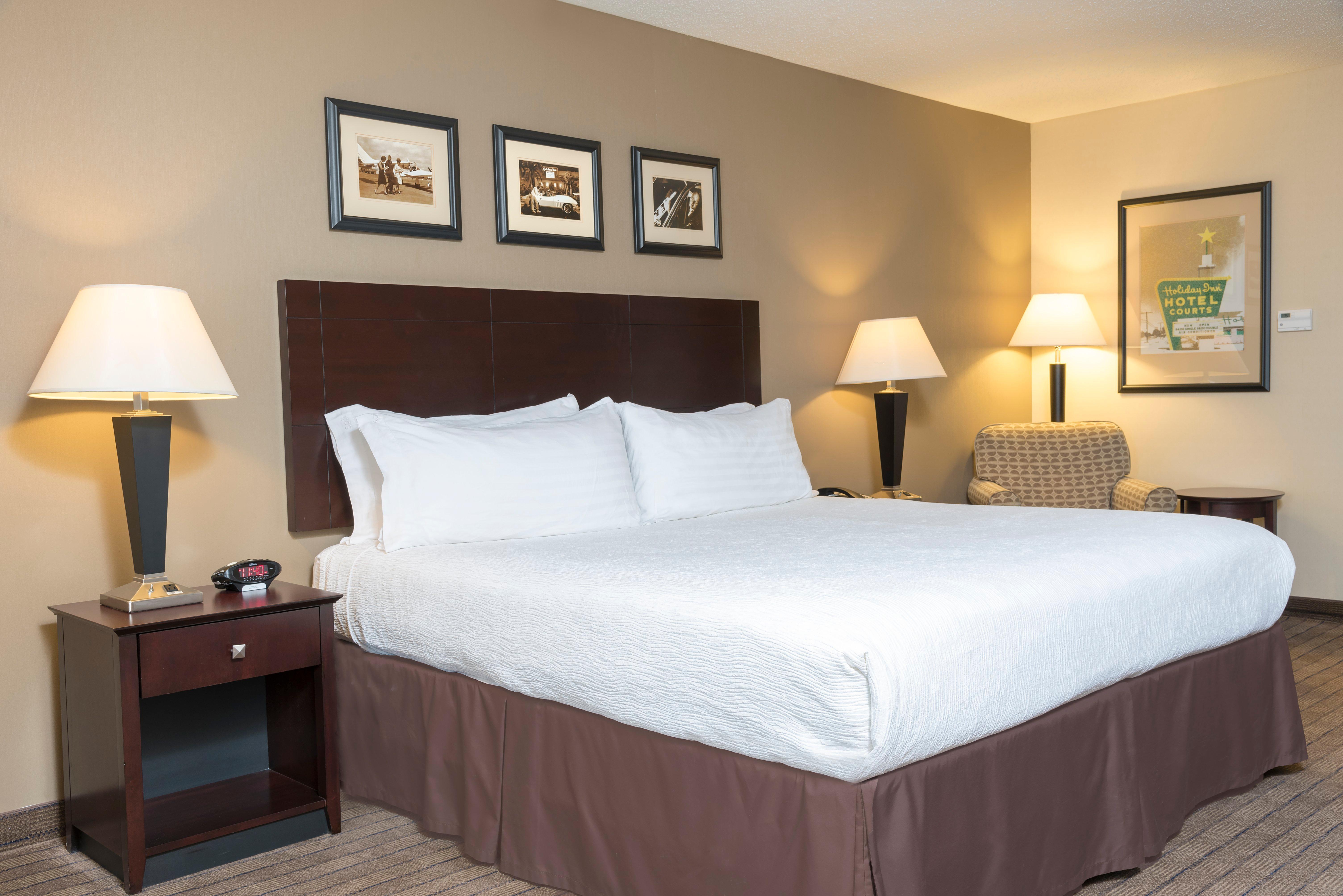 Holiday Inn Aurora North - Naperville By Ihg Exterior photo