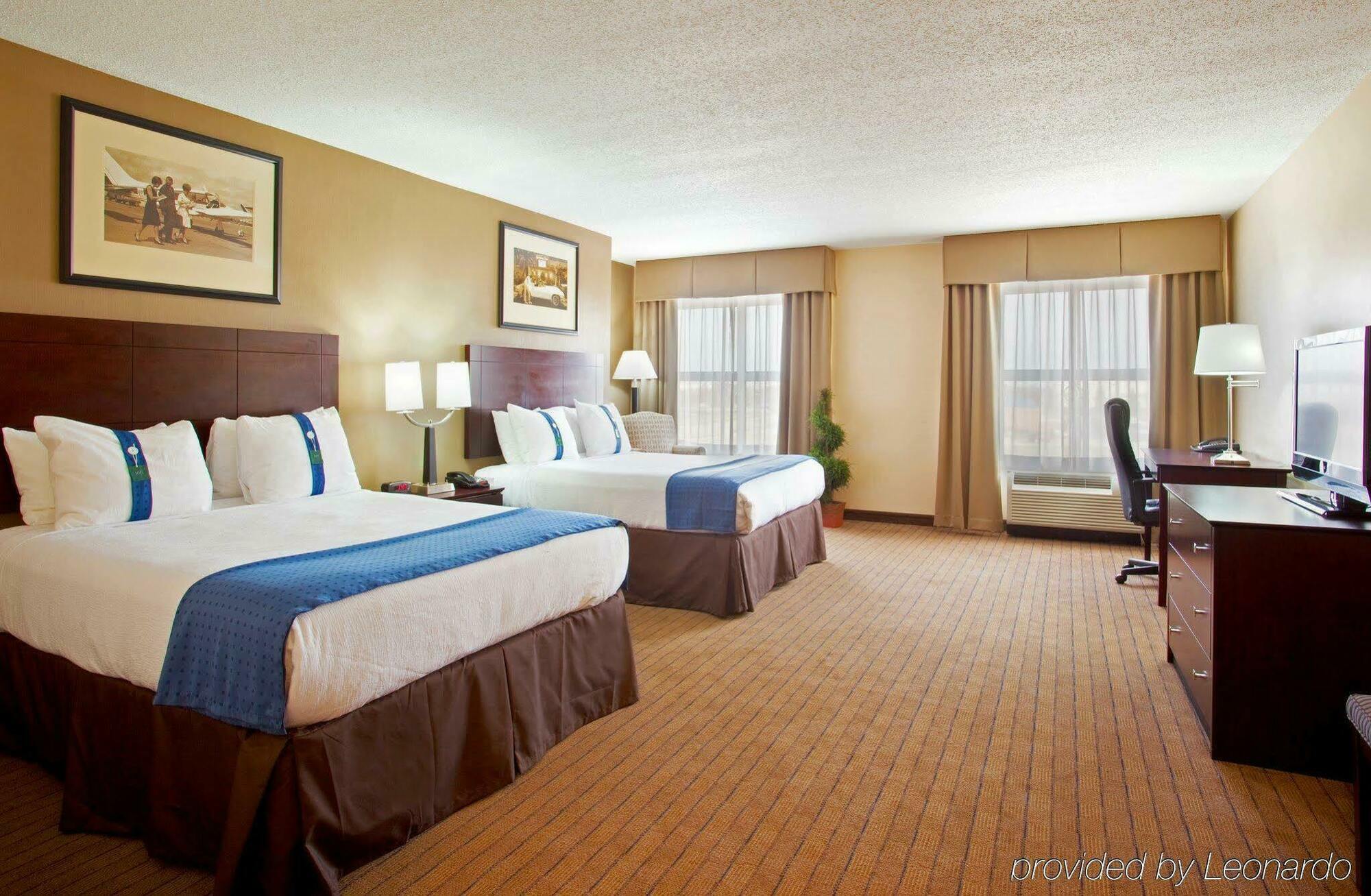 Holiday Inn Aurora North - Naperville By Ihg Exterior photo